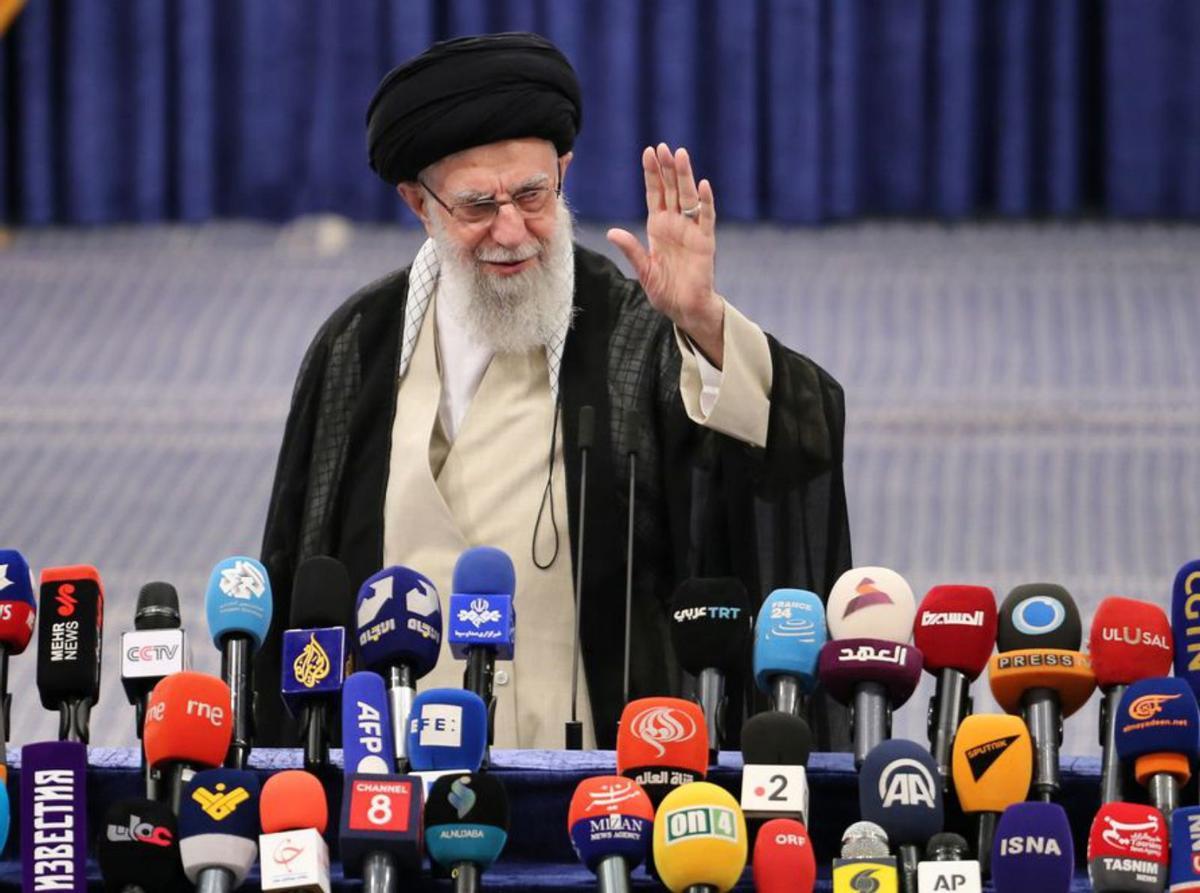 Khamenei avisa que l’Iran "no es rendirà mai"