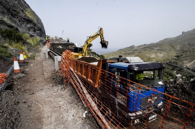 VISITA OBRAS REPARACION CARRETERA AGAETE LA ALDEA