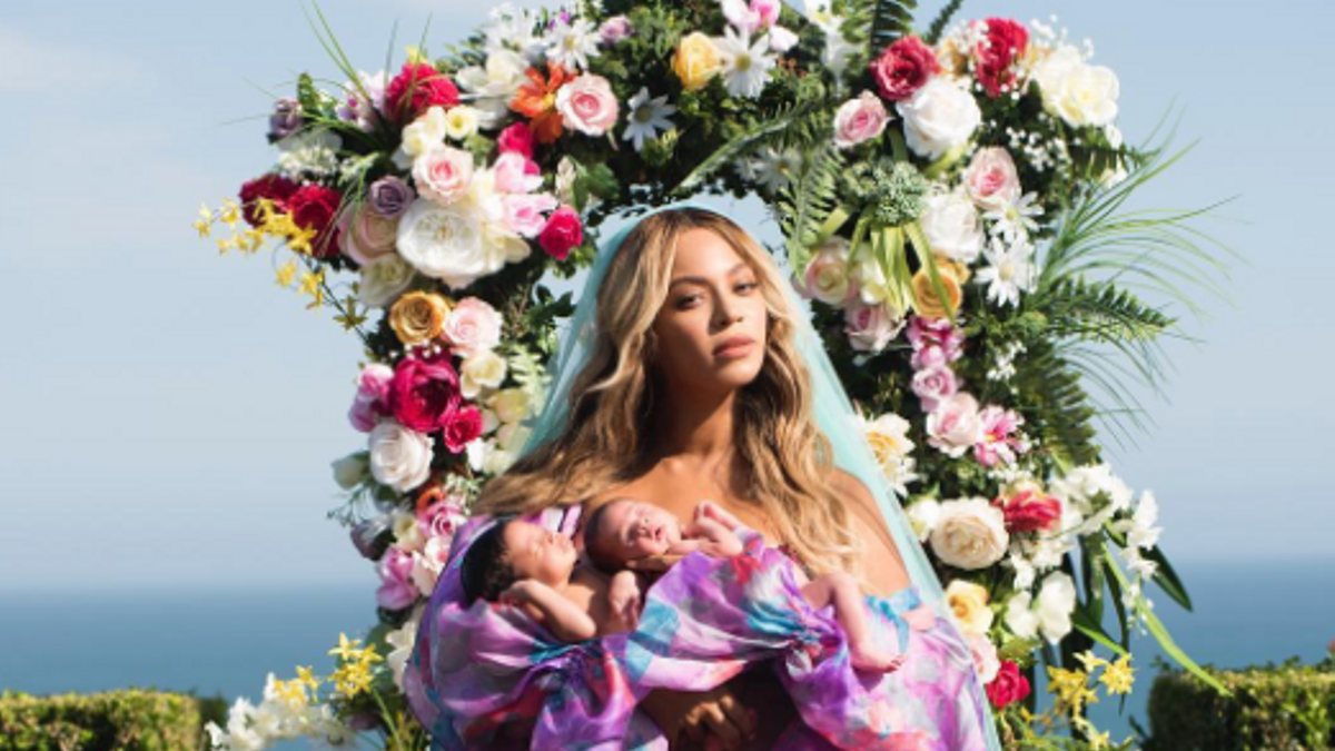 Beyoncé con Rumi y Carter