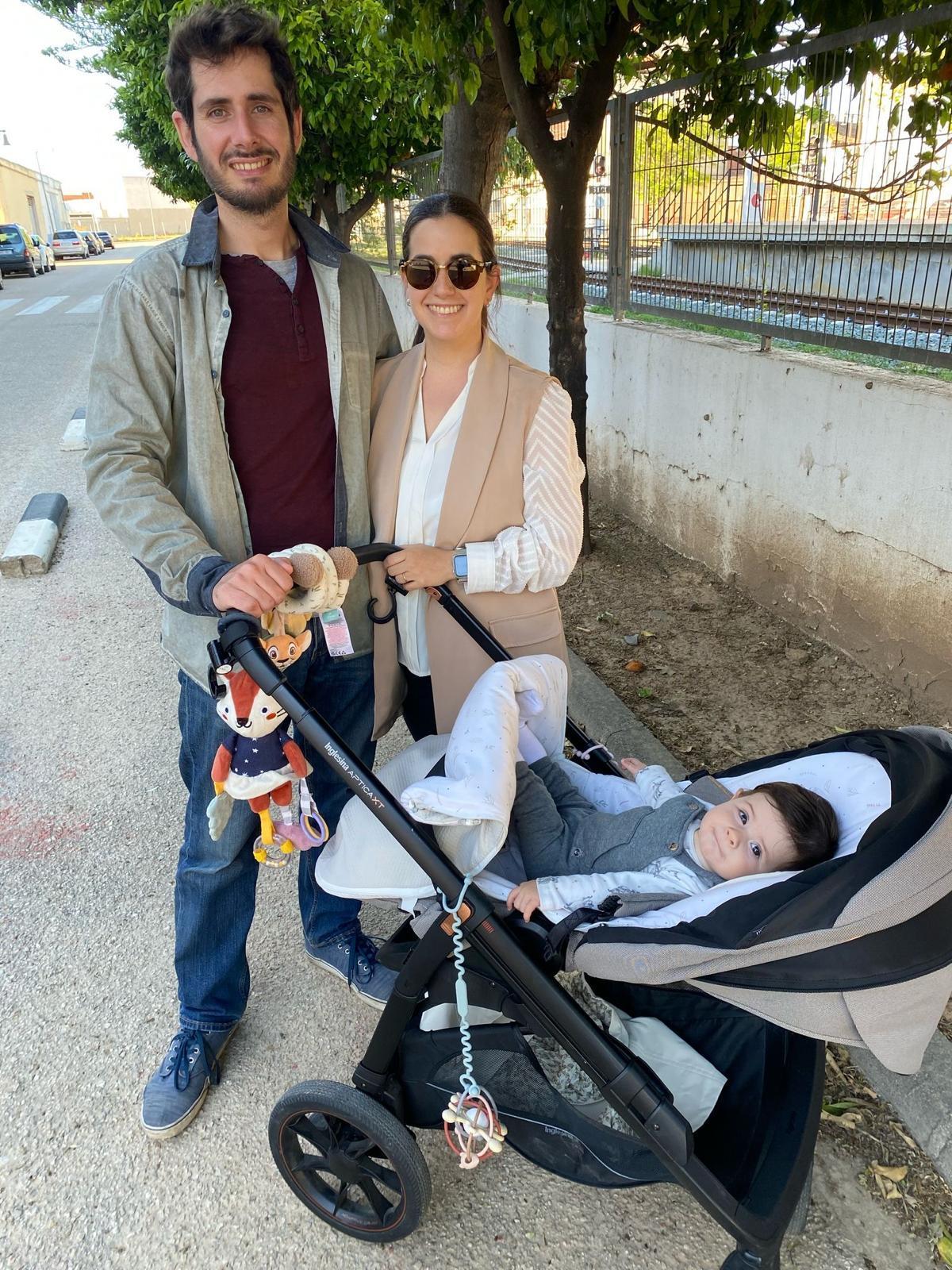 Ona y sus padres, Pepe Botella y Lourdes Martínez.