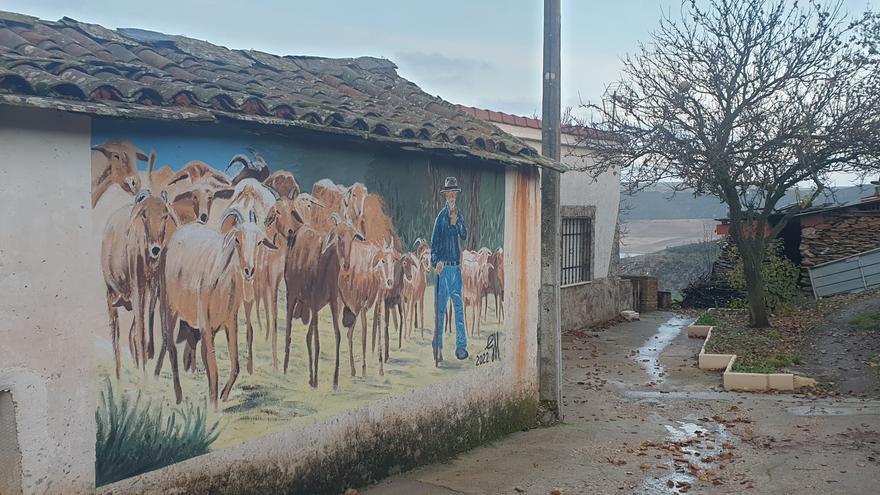El pueblo de Zamora que tiene más murales que vecinos
