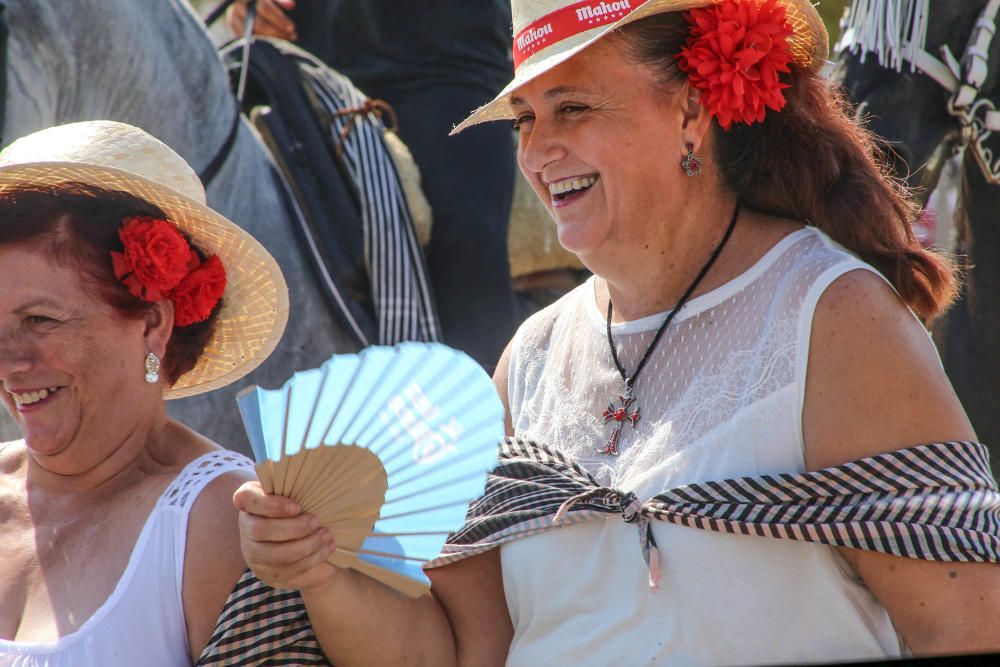 Dolores se va de romería huertana