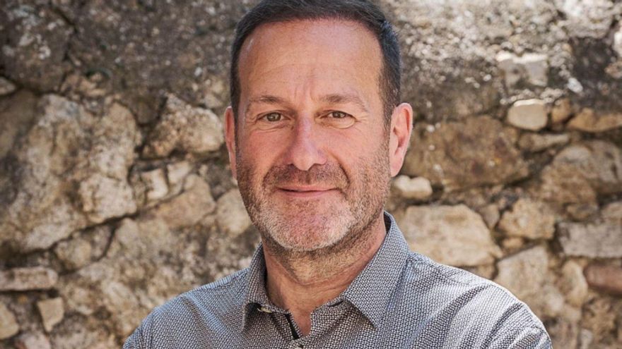 Javi Molina, alcalde de Maçanet de Cabrenys: &quot;Una de les grans fites que tenim és renovar l&#039;entrada del poble&quot;