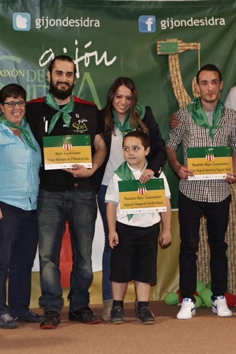 Gala de entrega de premios de "Gijón de sidra" en el Llagar de Castiello