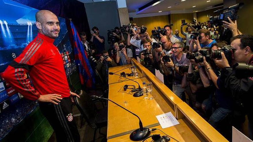 Guardiola: &quot;No hay defensa ni entrenador que pare a Messi&quot;