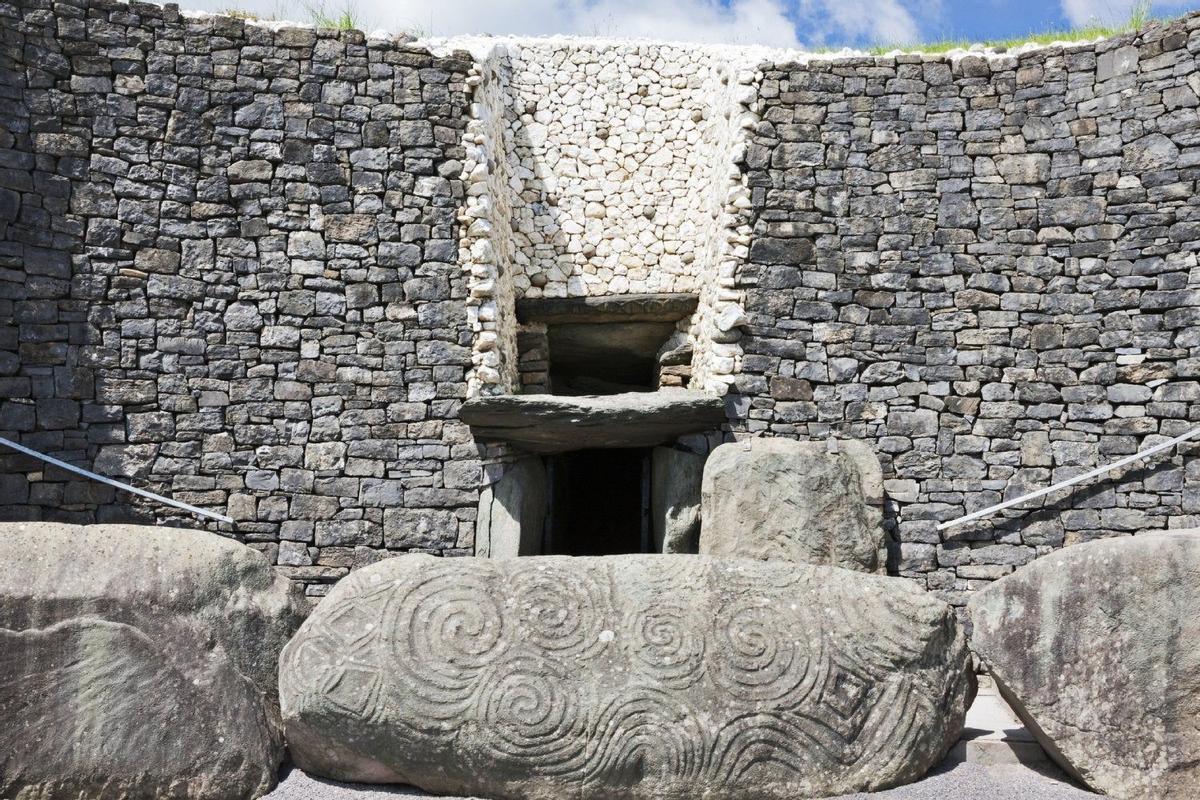 Newgrange, Irlanda