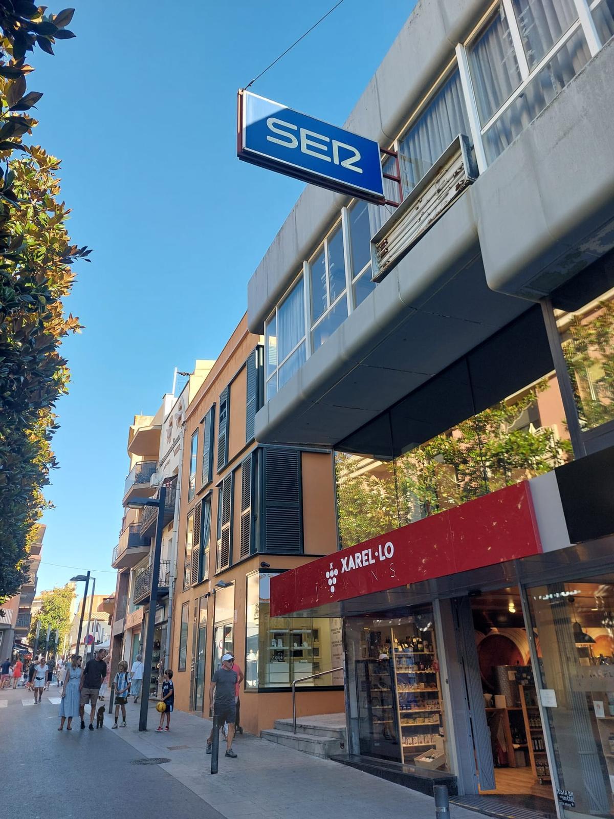 El local que ha comprat l'Ajuntament de Palamós, antiga seu de la Cadena SER.
