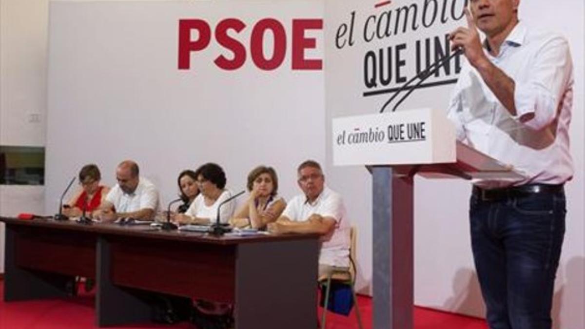 Pedro Sánchez, durante su intervención en Mérida, ayer.