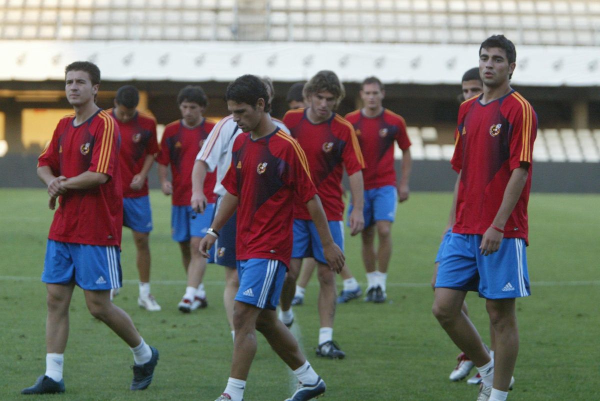 Gabi, Gavilán y Raúl Albiol entrenando en Castalia con la sub-21, en 2005.