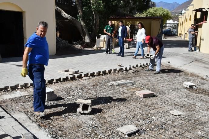 25/09/19 TELDE.  La antigua Fábrica de Azúcar de Telde, está siendo acondicionada por alumnos de PFAE.     FOTÓGRAFA: YAIZA SOCORRO.  | 25/09/2019 | Fotógrafo: Yaiza Socorro