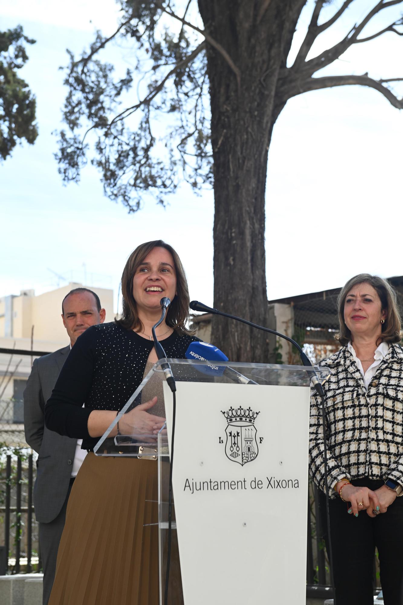 Inauguración de la biblioteca de Xixona en la Casa Rovira