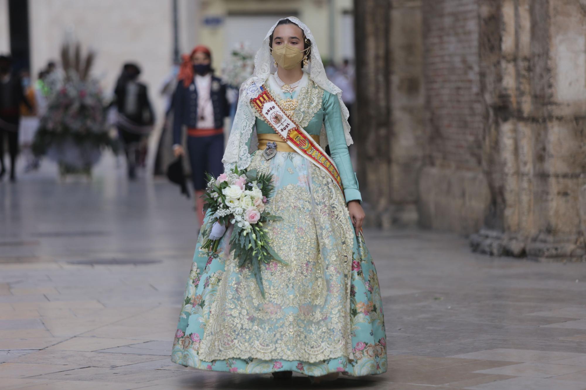 Búscate en el segundo día de Ofrenda por la calle de la Mar (entre las 19.00 y las 20.00 horas)