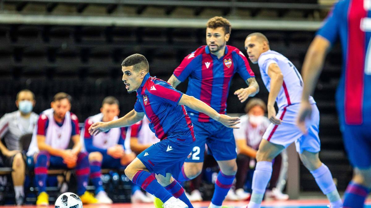 Hamza, del Levante UD FS