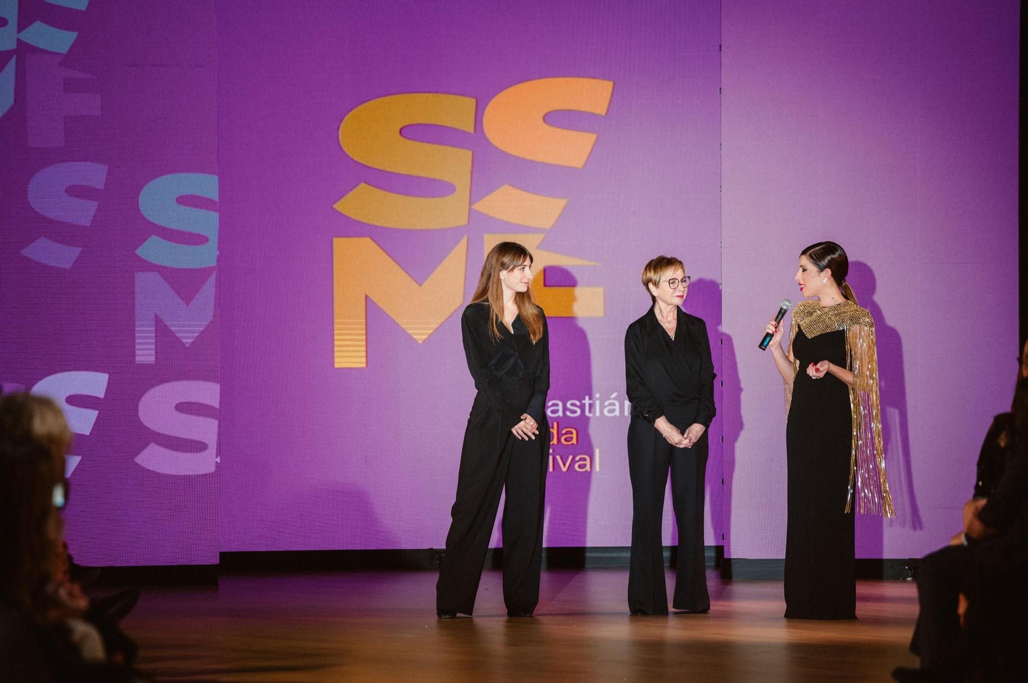 Isabel Sanchis triunfa en el Museo Balenciaga