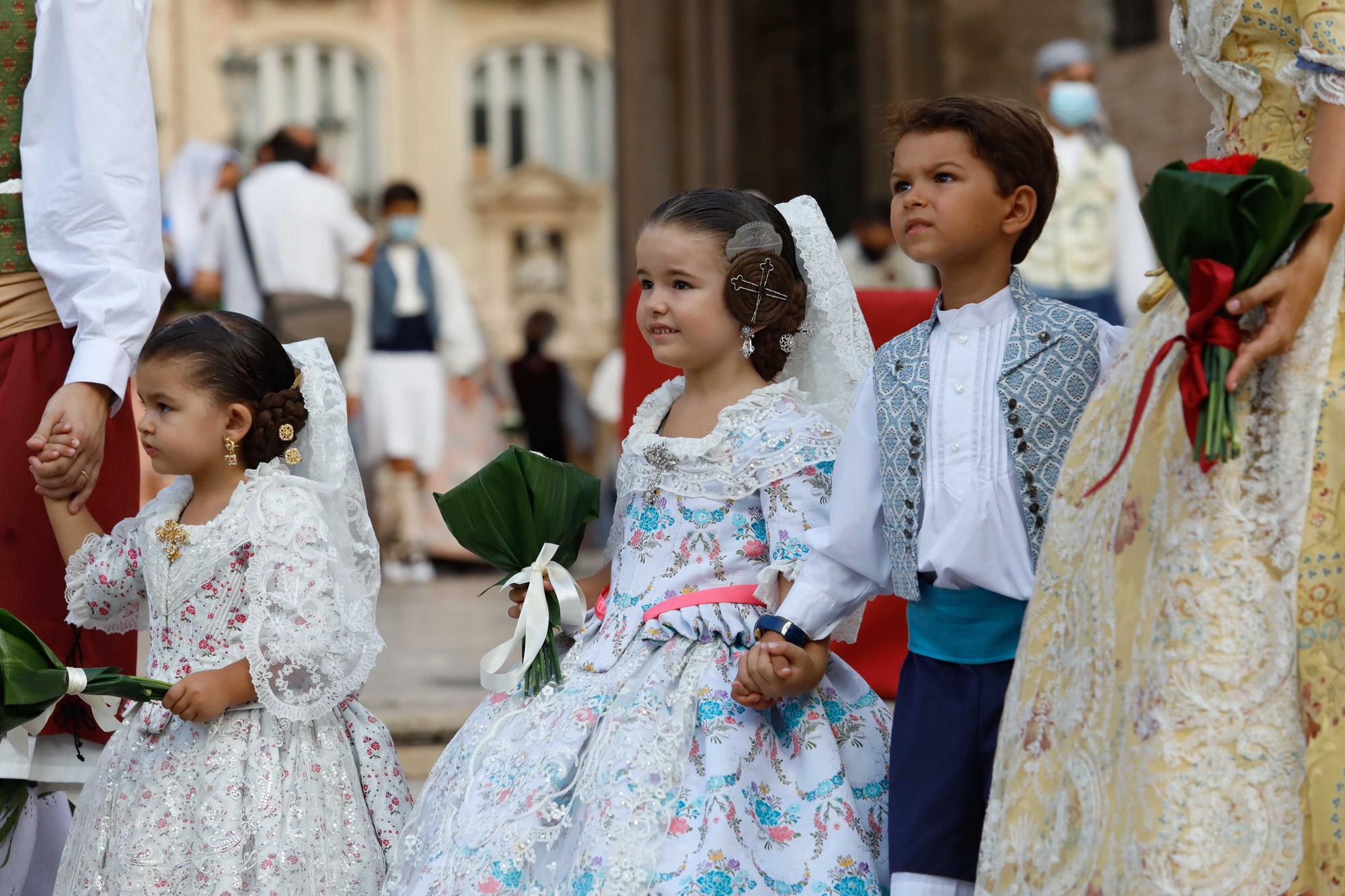 Búscate en el segundo día de Ofrenda por la calle del Mar (entre las 18.00 y las 19.00 horas).