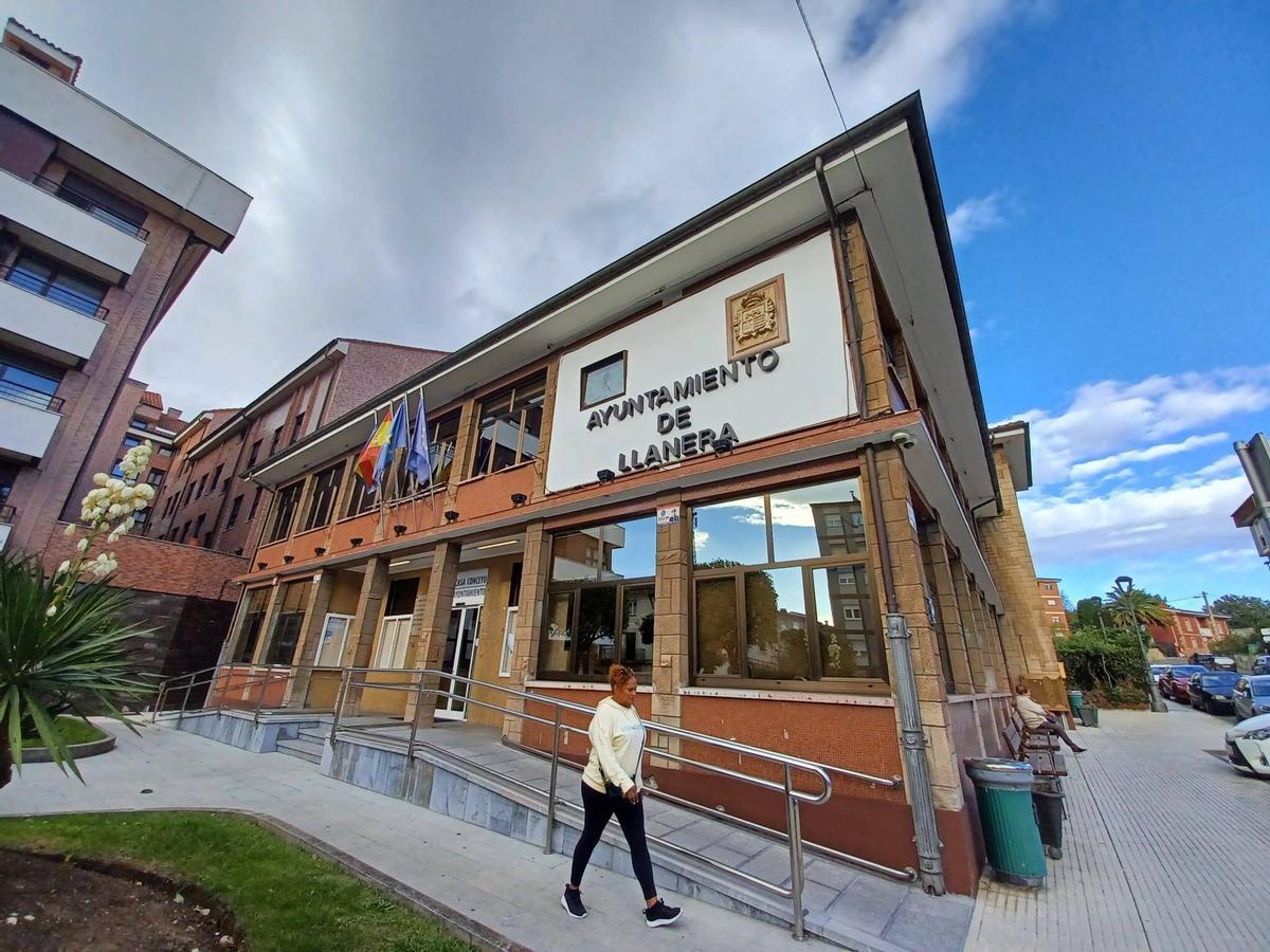 Edificio del Ayuntamiento de Llanera, en Posada.