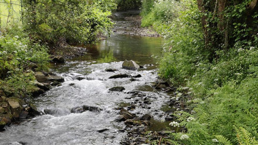 Multa de la Xunta a Santiago por los vertidos en el Sar: la alcaldesa ve intencionalidad política