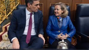 Sánchez se despide de Calviño en el Congreso: Has aportado rigor, brillantez y audacia al Gobierno