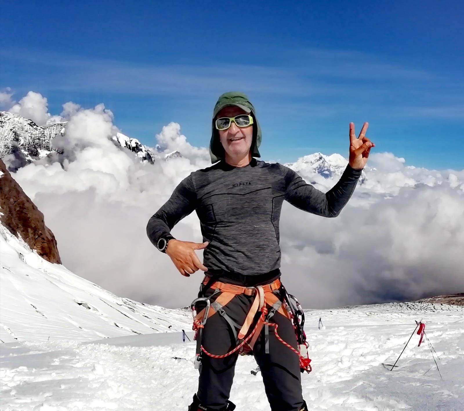 El camino de ascenso del alpinista vigués Roberto López al Manaslu