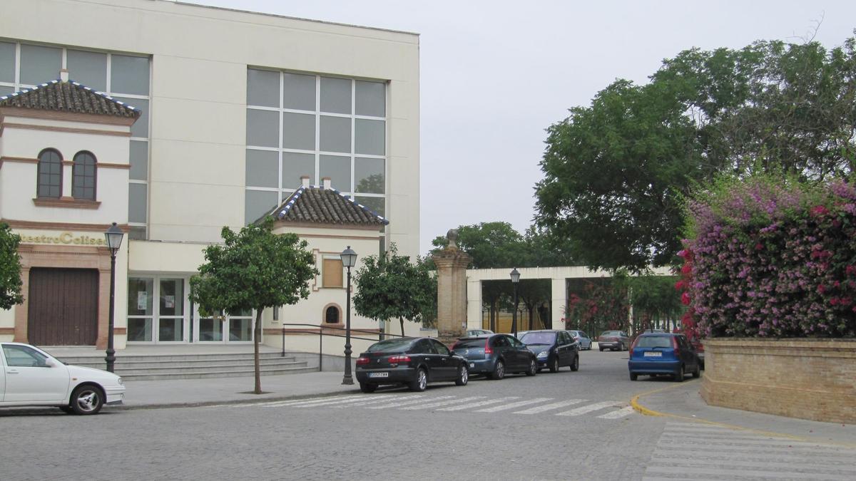 Fachada del Teatro Coliseo de Palma del Río.