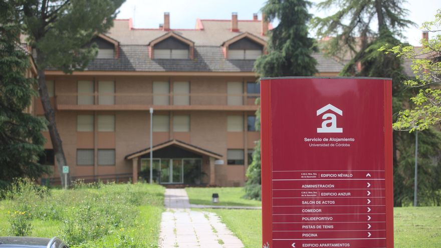 La Universidad de Córdoba mantiene el precio del colegio mayor y de sus residencias