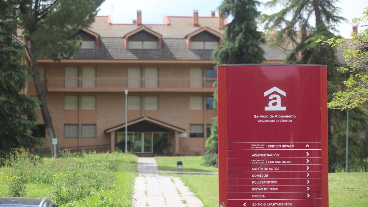 Colegio mayor Nuestra Señora de la Asunción, gestionado por la Universidad de Córdoba.