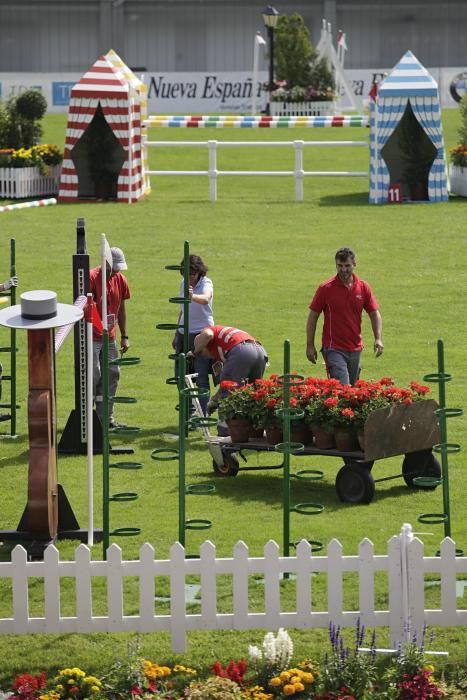 Preparativos del Concurso de Saltos Internacional