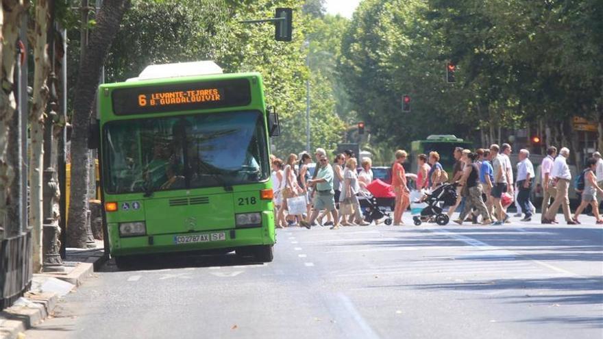 El gobierno municipal frenará el metrotrén para &#039;salvar&#039; Aucorsa