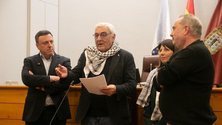La Deputación da Coruña homenajea a Miguel Ángel Gómez 'Gus", republicano de honor 2026