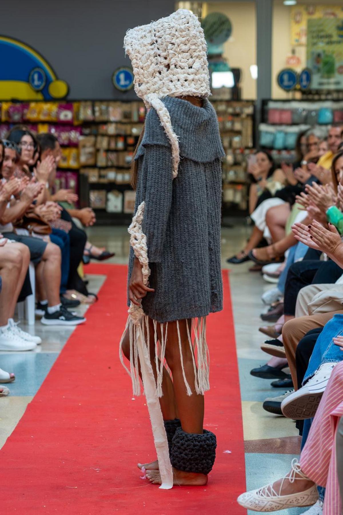 La cantera de diseñadores en Vigo 'cosen' su futuro sobre la pasarela La cantera de diseñadores en Vigo 'cosen' su futuro sobre la pasarela