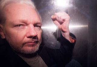 Caso Assange: Denuncian red de espionaje en la Embajada de Ecuador