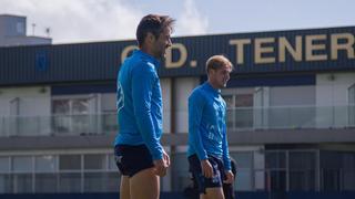 Tenerife-Oviedo, tarde de despedidas en el Heliodoro Rodríguez López