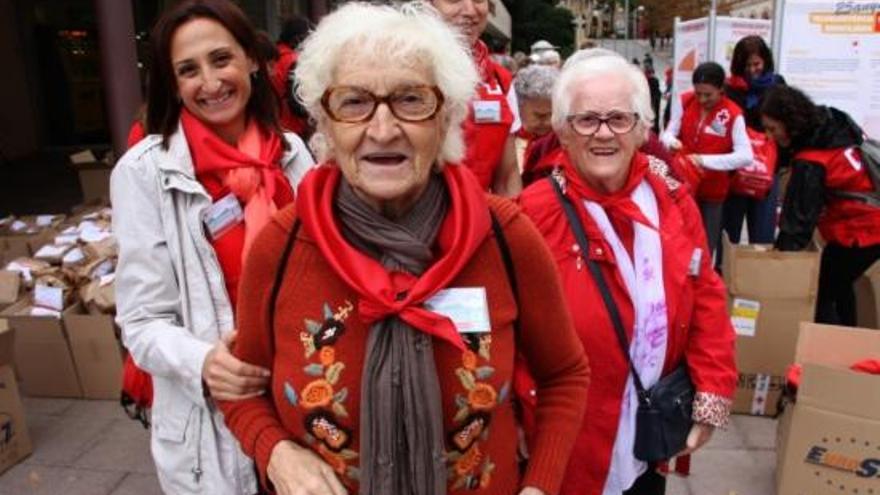 Participants a la trobada de la Creu Roja