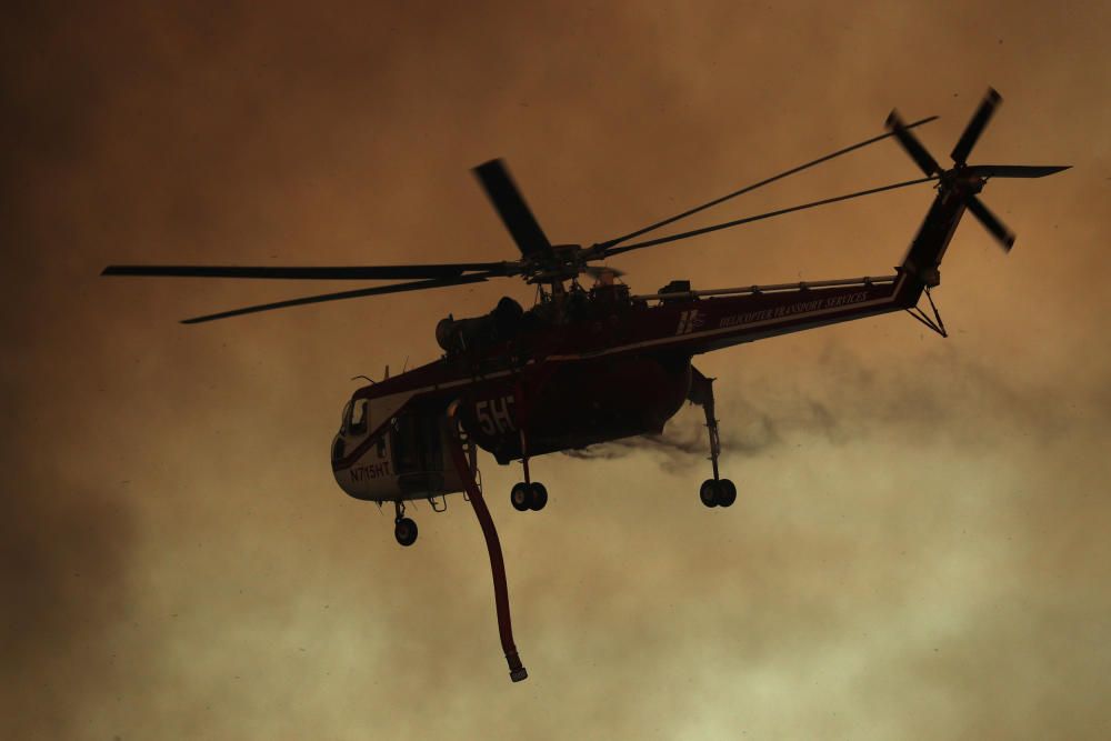 Varios incendios forestales dejan 10 muertos en California