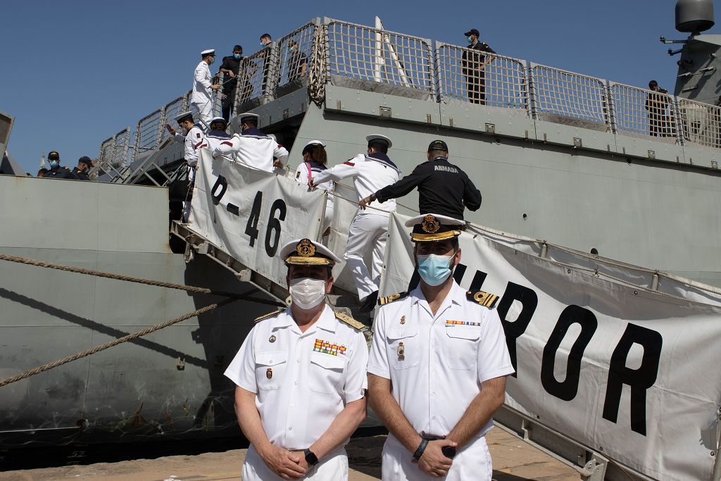 Marineros del "Furor" vuelven con sus familias a Cartagena tras cuatro meses de lucha contra la piratería