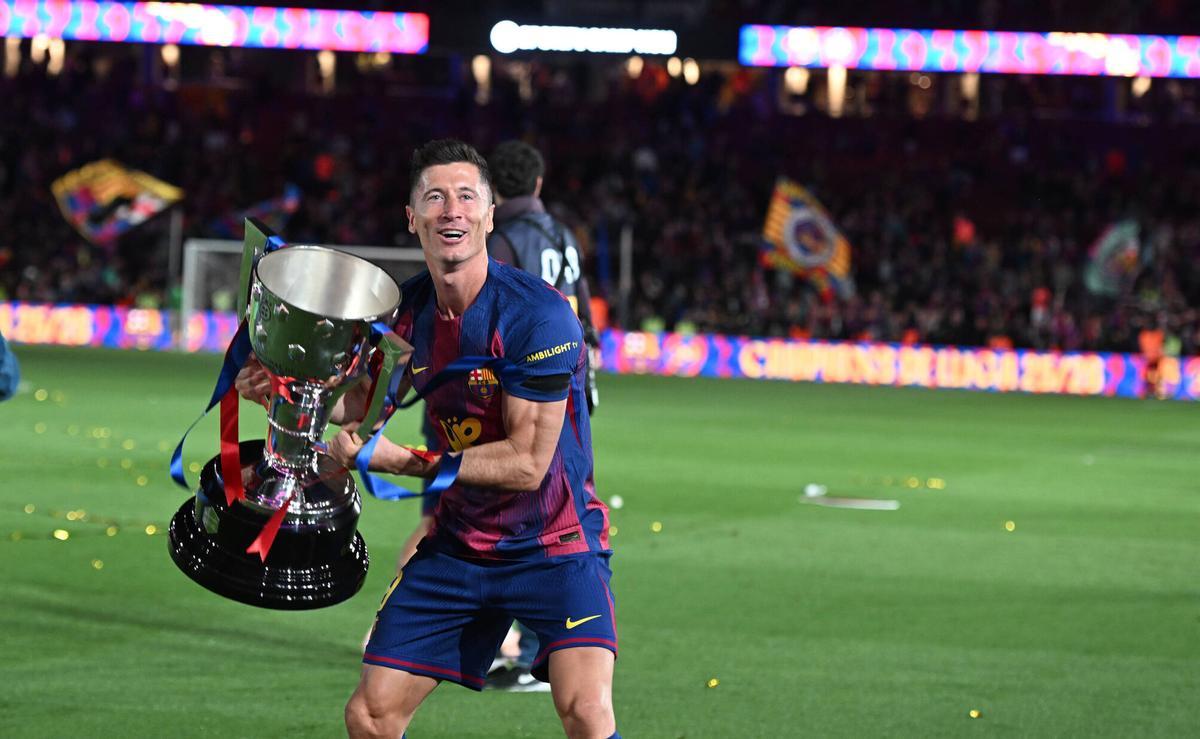 Lewandowski anuncia la seva marxa del FC Barcelona: «Catalunya és el meu lloc a la Terra»