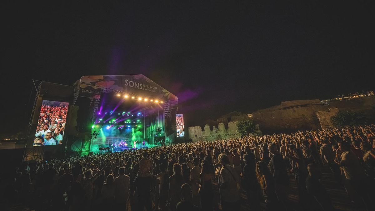 Un dels concerts multitudinaris d'aquest estiu a Sons del Món, a Roses.