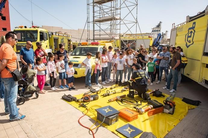 Los bomberos de Gran Canaria se reúnen para celebrar su festividad y hacer equipo