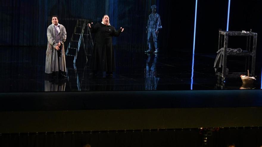 La ópera 'Tosca' regresa al Palacio de la Ópera de A Coruña con un lleno absoluto