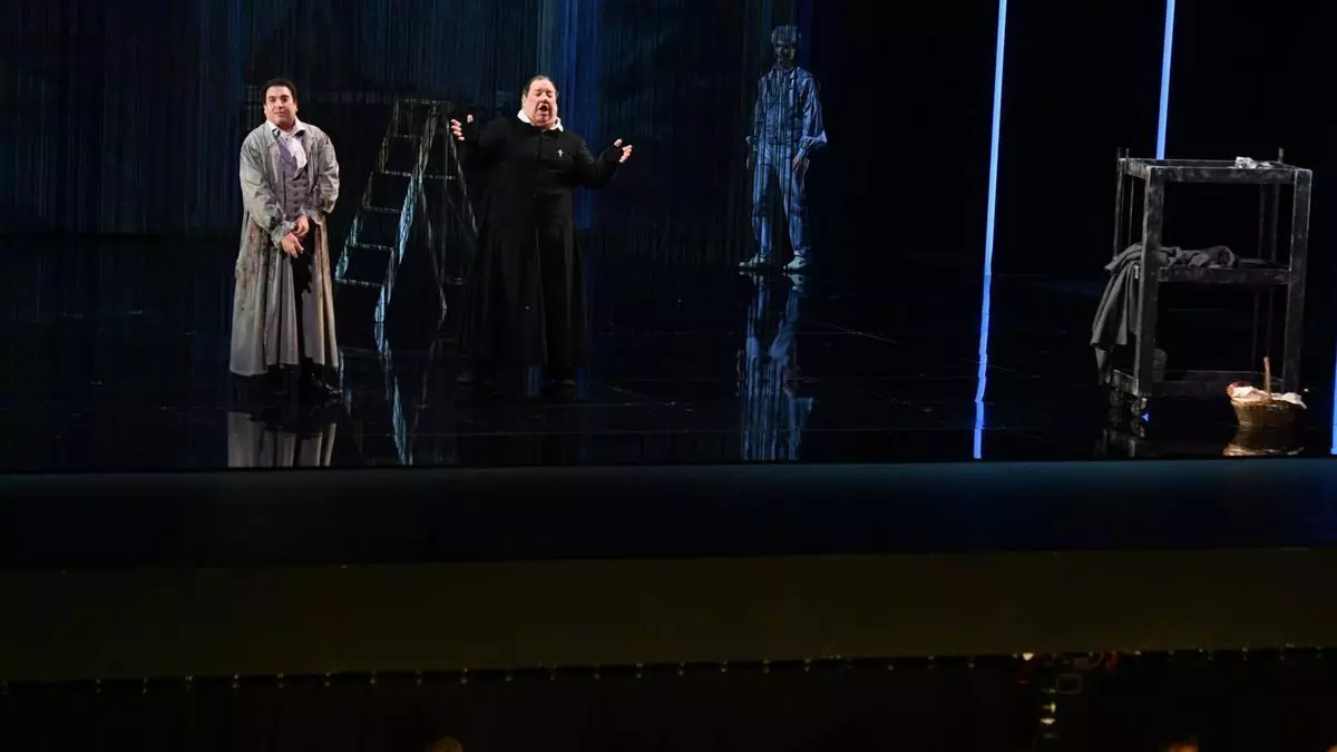 La ópera 'Tosca' regresa al Palacio de la Ópera de A Coruña con un lleno absoluto
