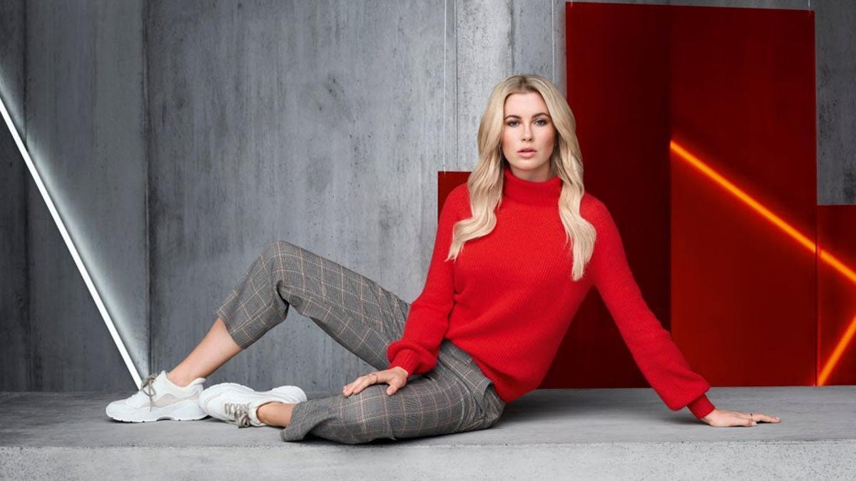 Ireland Baldwin posa para la colección de otoño 2019 de C&amp;A