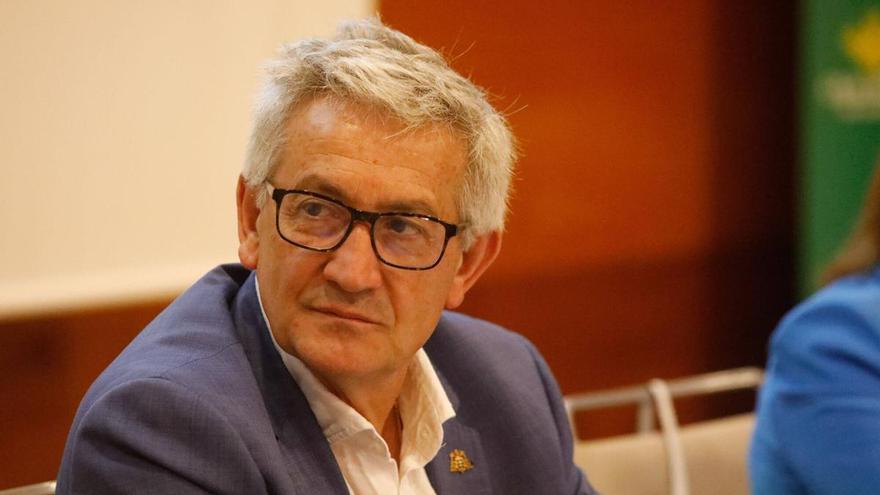 El ex Rector de la Universidad de Oviedo, Santiago García Granda será el candidato de IU a las próximas elecciones en Gozón