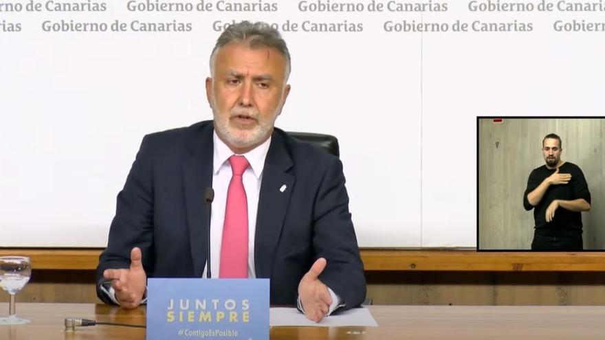 El presidnete del Gobierno de Canarias, Ángel Víctor Torres.