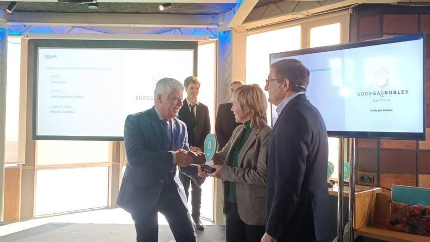 Bodegas Robles recibe en Cataluña el premio al Mejor Producto Sostenible de España