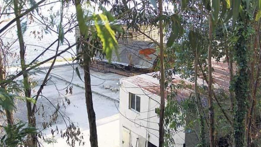 Situación de las instalaciones de Varaderos Domaio, donde ocurrió el accidente en junio del año 2006.  // Carmen Giménez