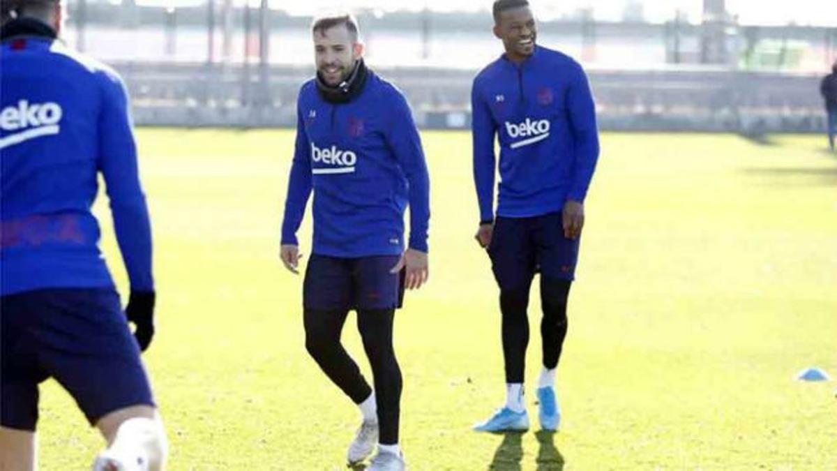 El Barça se entrenó... de nuevo sin Arthur