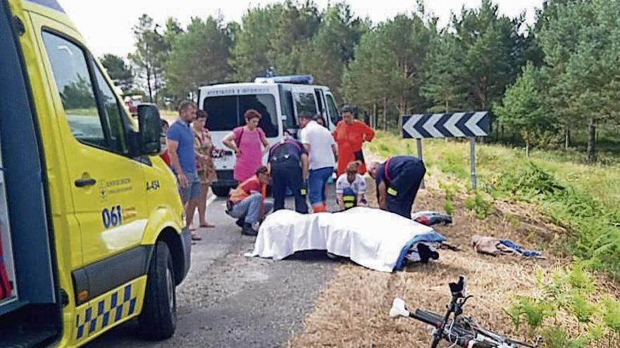 Herido otro ciclista en Baños de Molgas golpeado por un retrovisor.