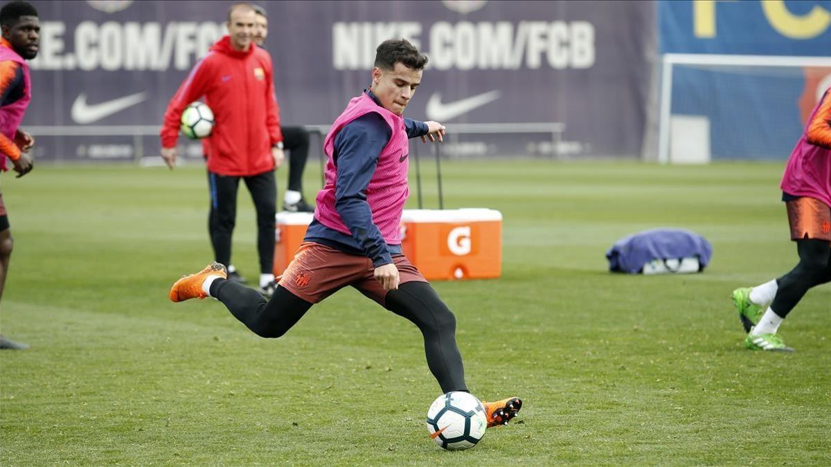 Coutinho, en un entrenamiento del Barcelona en la ciudad deportiva de Sant Joan Despí.