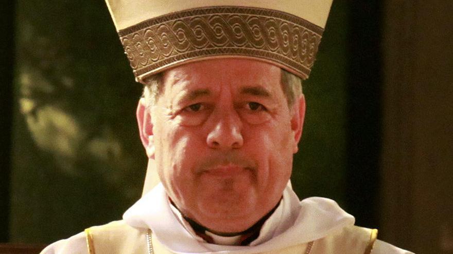 Una fotografía de archivo del obispo chileno Juan Barros.
