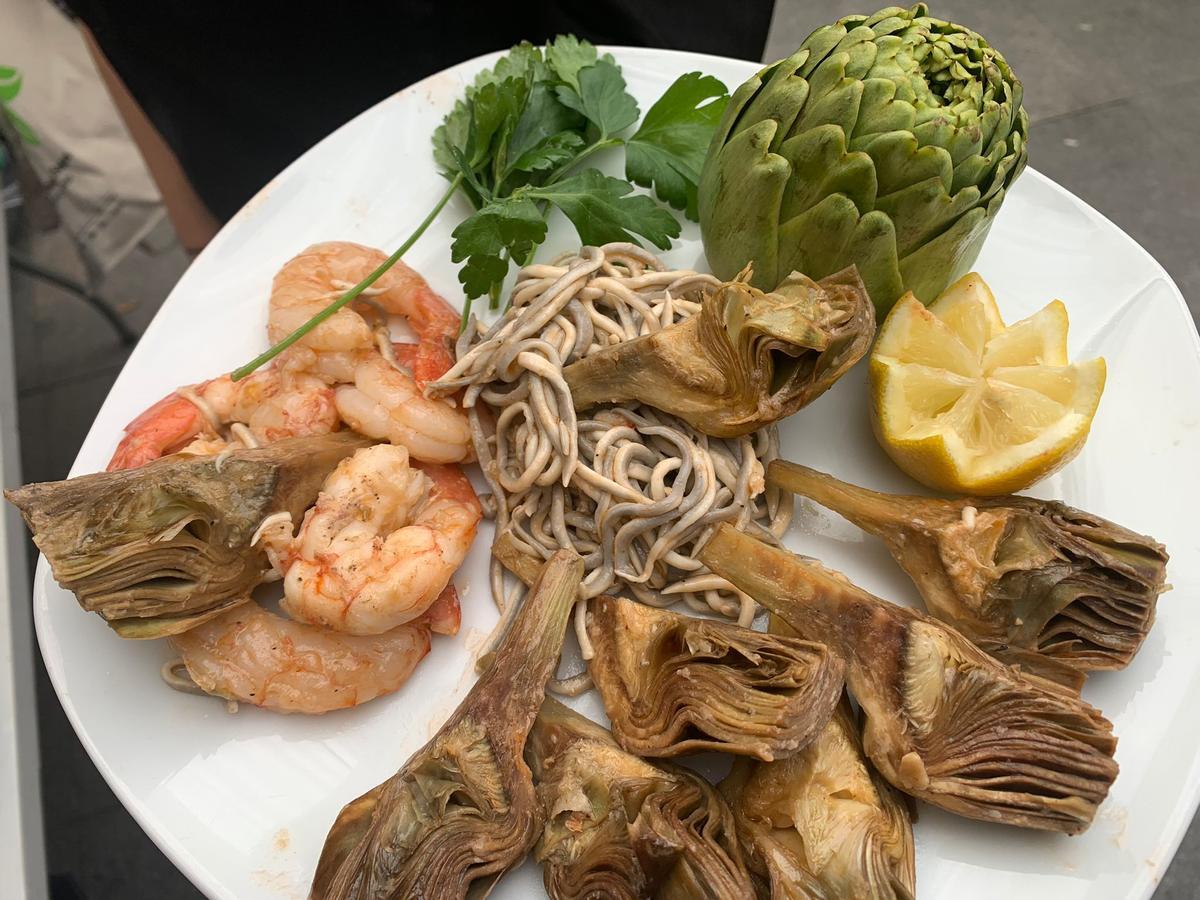Plato con «Alcachofa de Almoradí».